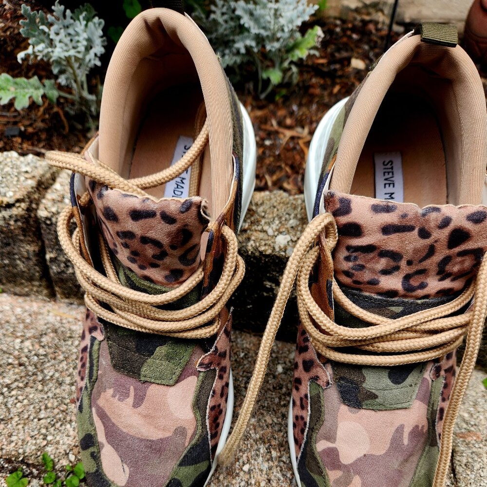 Steve Madden Camo Sneaker